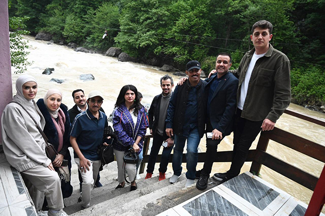 kirkzade-turizm,-arap-gazeteciler,-dogu-karadeniz-003.jpg